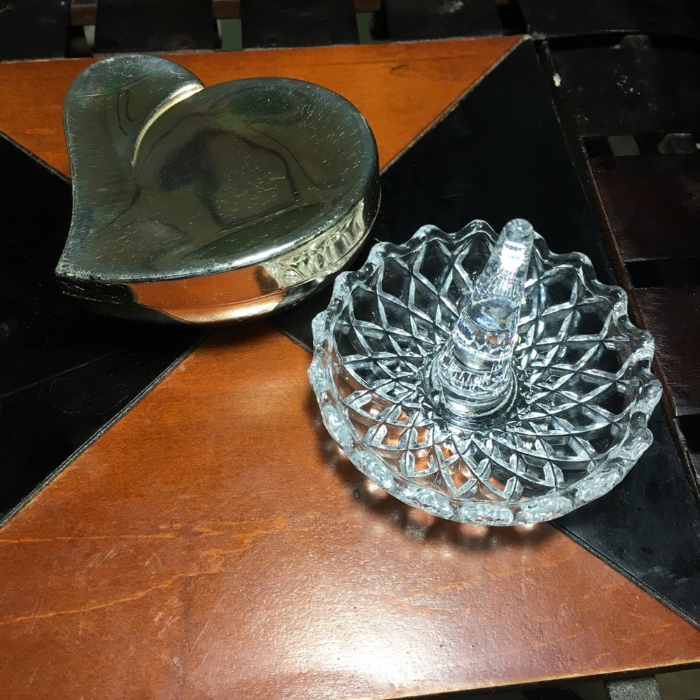 Jewelry keepers
